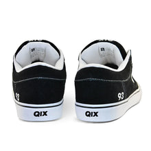 Tênis QIX Ninety Three Vulcan 07 - Camurça Preto e Branco