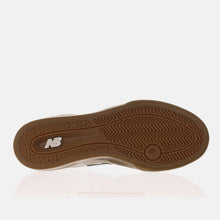 Tênis New Balance Nb Numeric 272 Beje e Preto