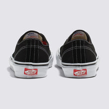 Tênis Skate Authentic Black White