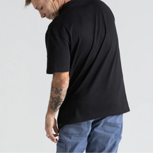 Camiseta Volcom Confort Fit Death Truction Preta