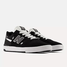 Tênis New Balance Numeric 306 Jamie Foy Preto Branco