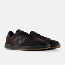 Tênis New Balance Numeric 440 V2 Brown